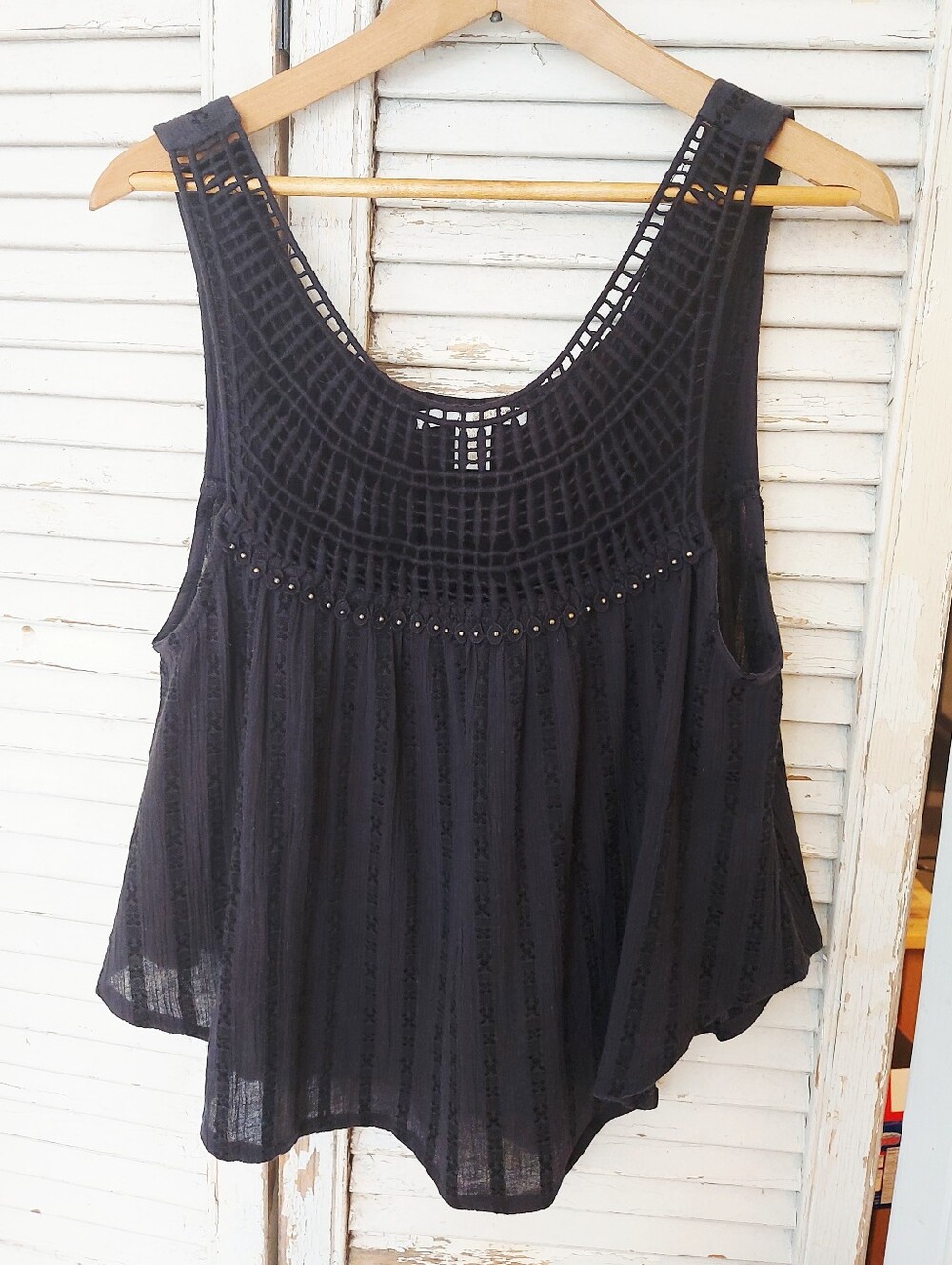 Amuse Society Cotton Mesh Beaded Crop Top Large